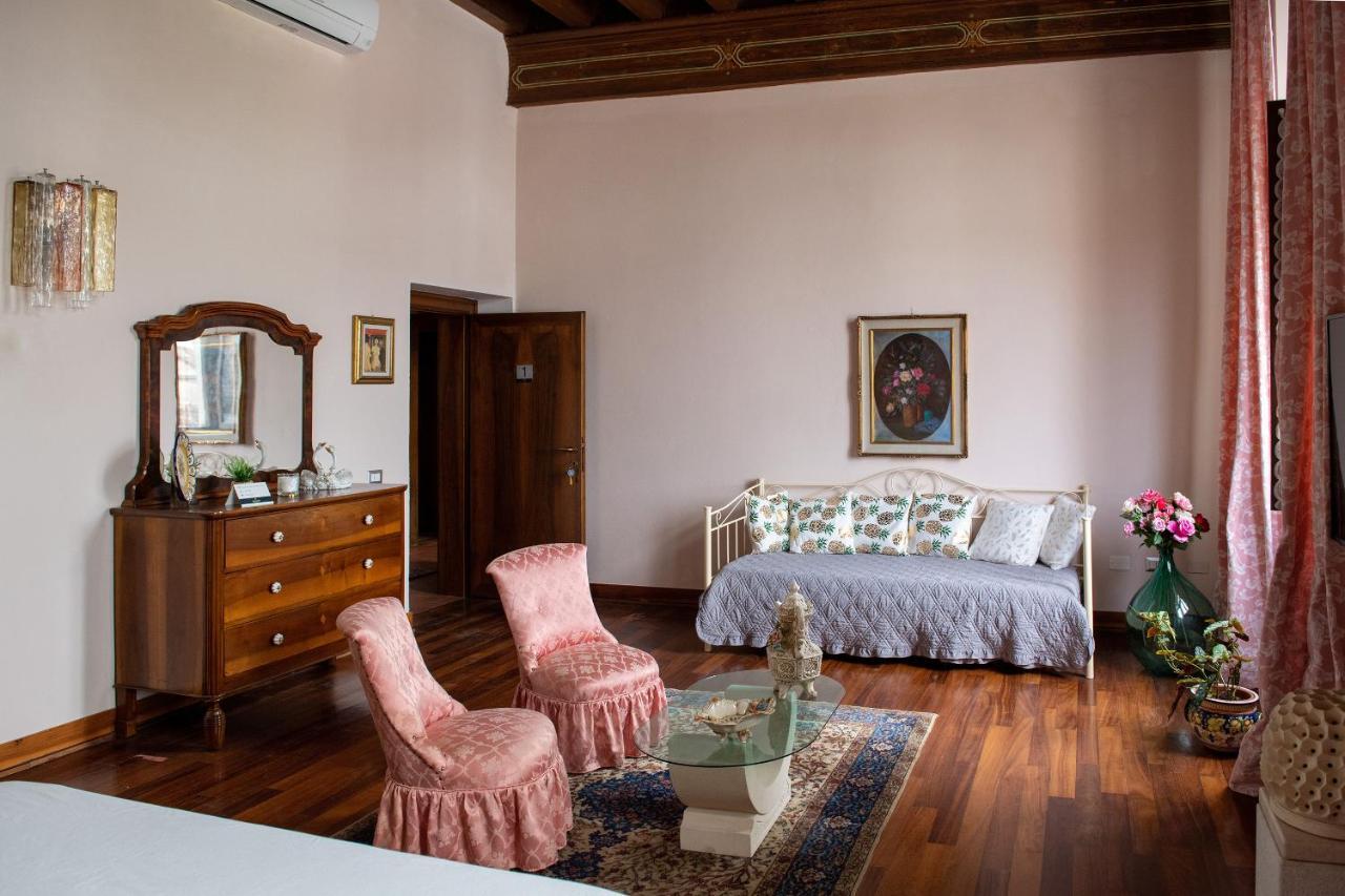 Palazzo Bed And Breakfast Calvisano Dış mekan fotoğraf